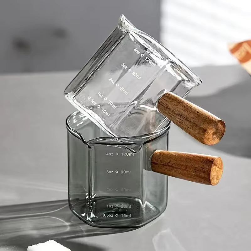 Präzise Markierungen & Holzgriff Espressomilchkännchen (120 ml)