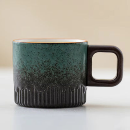 Handgefertigte Vintage-Keramiktasse mit Holzgriff (60 ml)