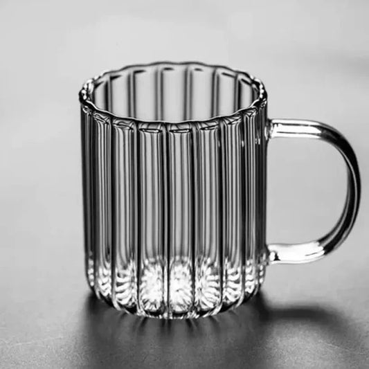 Die LumiRuffle Kollektion – Handgefertigtes Kaffeetassenset aus geriffeltem Glas