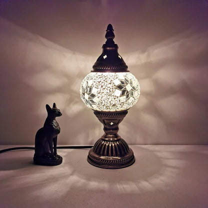 Mosaik-Tischlampe – Buntes Glasdesign mit warmem LED-Licht